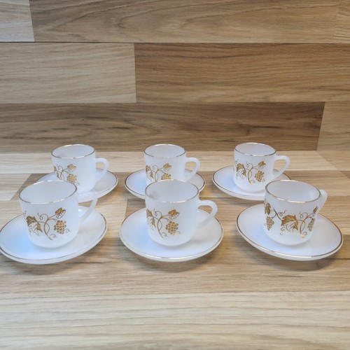 Set arcopal milk glass - 6,