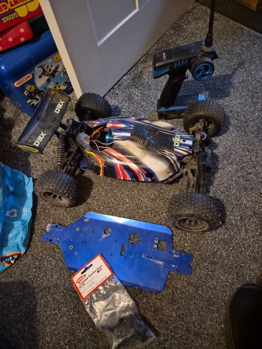Kyosho dbx buggy brushless - kyosho,