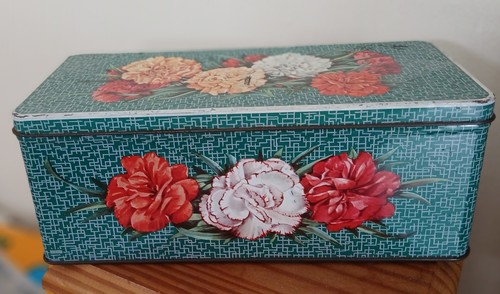 Jacobs biscuit tin - biscuit,