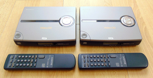 Sony v500 portable - sony, d-v500