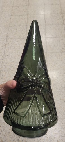 Festive dark green glass - dark,