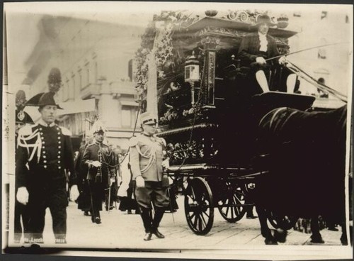 The hearse state - hearse, in