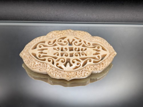 Gorgeous openwork 68mm brooch - 68mm,