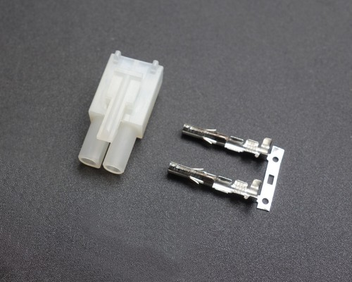 Power plug connector for - plug,