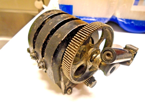 Ww2 mini magneto 115v - ww2, magneto-