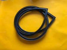 Austin Cambridge A55 MK2, A60 endless rear windscreen rubber new