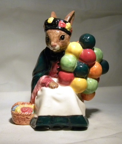 Royal doulton bunnykins old - ,