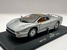 DETAIL CARS  - JAGUAR XJ220 -