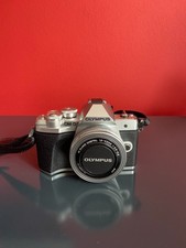Fotocamera Mirrorless Olympus OM D E-M10 Mark III + Kit 14-42mm