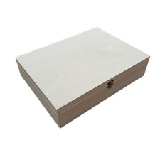 LARGE WOODEN BOX 40 x 30 x 10