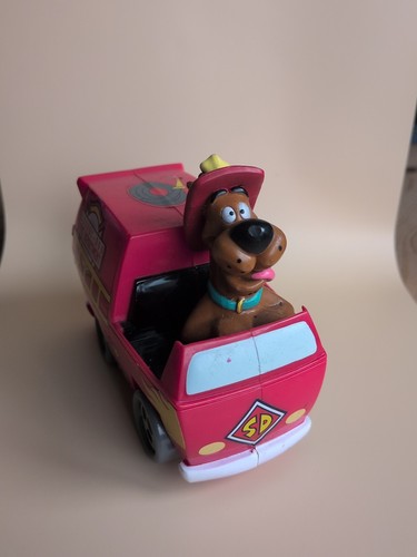 Scooby doo mystery machine - doo,