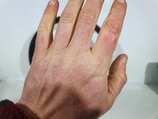 2015 SSANGYONG REXTON STEERING WHEEL  85920-31000 ONE BUTTON MISSING  GENUINE *F