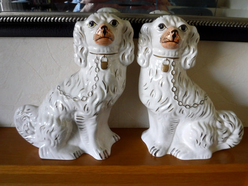 Staffordshire mantel wally - staffordshire,