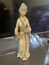 Vintage Casades Porcelain Figurine Geisha. Spain