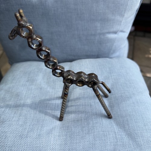 Scrap metal art giraffe - art,,