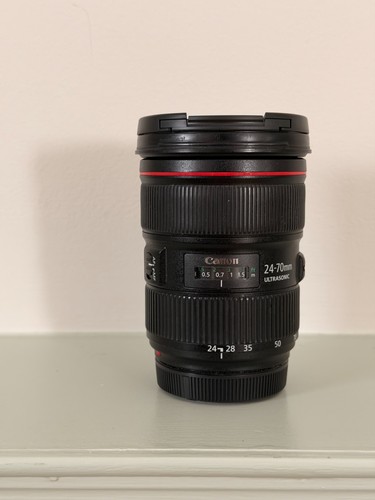 Canon 70mm 8 usm - f2.8,
