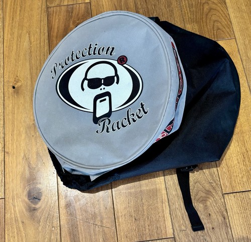 Protection racket nutcracker - racket,