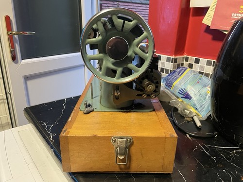 Vintage alfa sewing machine - vintage,