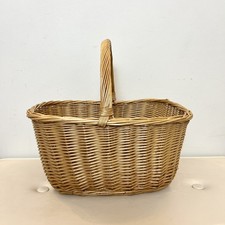 Vintage Wicker Shopping Basket Traditional Picnic Sturdy Oval