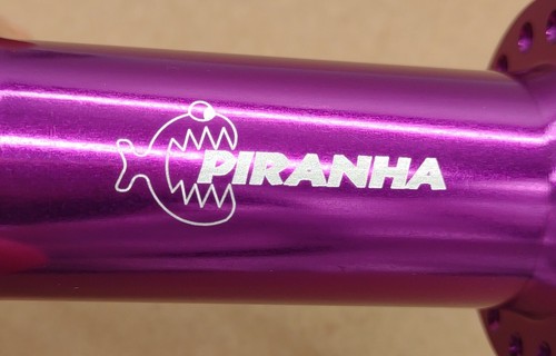Piranha hub front hole - piranha,