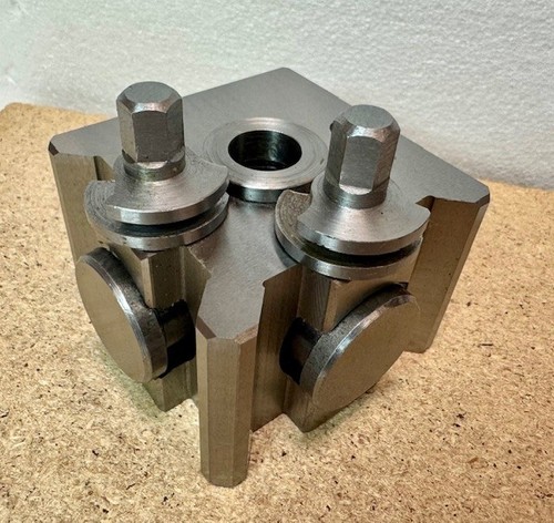 Quick change tool post - quick, main