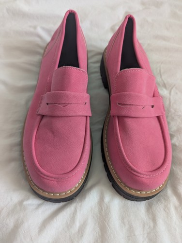 New ladies pink loafers size - new,