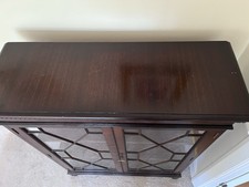 Mahogany Antique Display Case Lockable Cupboard & KEY Shelves Bookcase Storage 