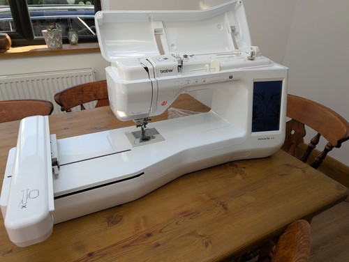 Brother innovis embroidery - innovis, v3