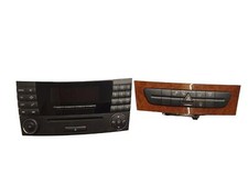 Mercedes E220 Cdi W211 Cd Head Unit, Cd Changer AND Hazard Switch A2118701289