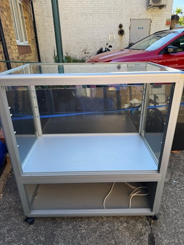 Professional lockable glass - lockable,