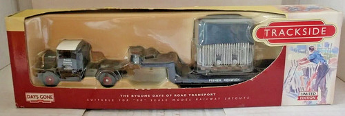Lledo trackside scale oo - 1:76,