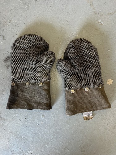 Chain mail gloves - chain,