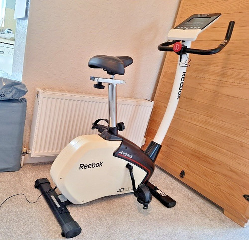Reebok jet 100 upright - reebok,