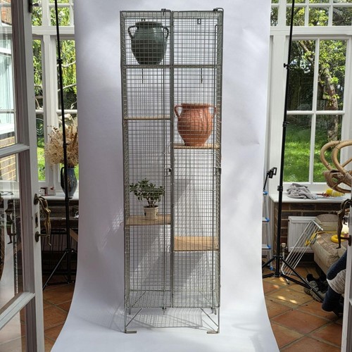 Industrial wire mesh - wire, shelves