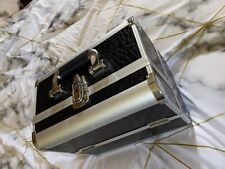 Beauty box case, black, used but in perfect condition, separate departments