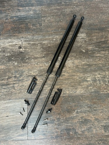 New pair rear - of, gas