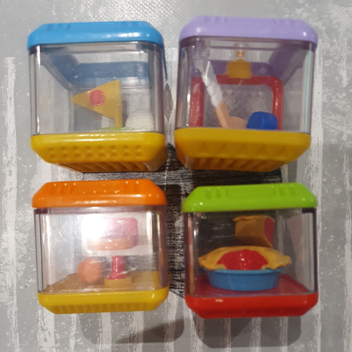 Fisher price peek boo blocks - peek,