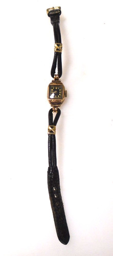 Ladies 9ct gold - gold, nk