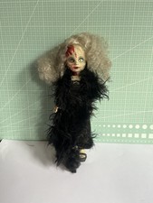 LIVING DEAD DOLLS HOLLYWOOD