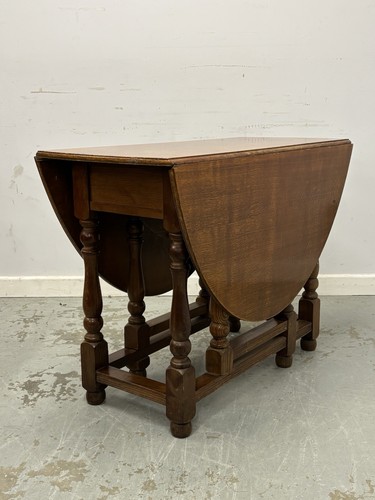 Vintage oak gateleg drop leaf - oak,