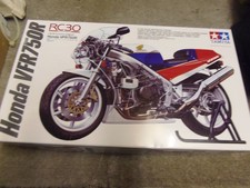 Honda RC30 Tamiya 1/12 scale