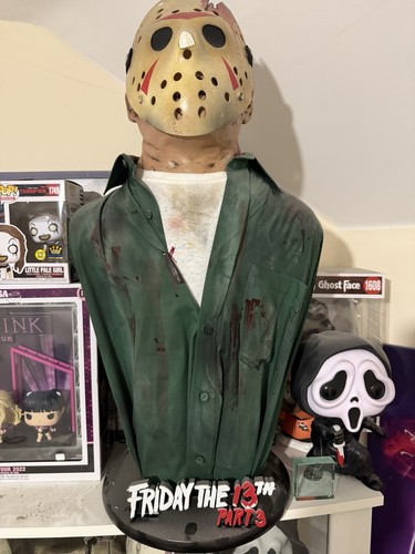 Jason voorhees bust friday - voorhees,