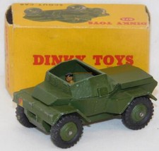 Super CLEAN VINTAGE Dinky 673 Scout car w/ driver BOXED Meccano Army 1/43 O dcst