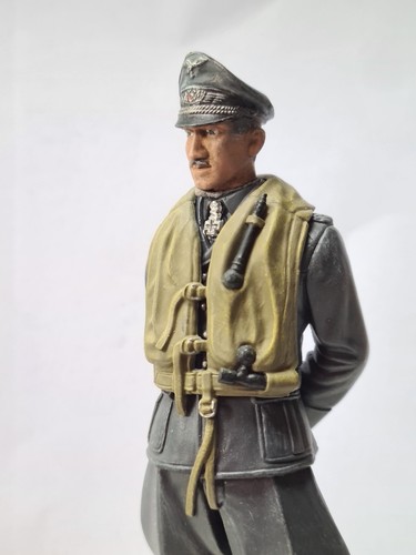 Ww2 german ace - ace, (looks