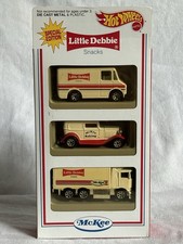 1995 MATTEL HOT WHEELS LITTLE DEBBIE 3 PACK HIWAY HAULER '32 FORD DELIVERY