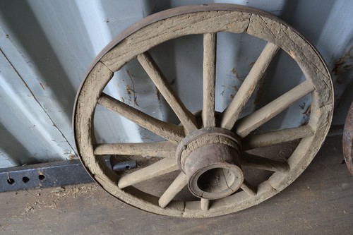 Vintage wooden cart - , wagon