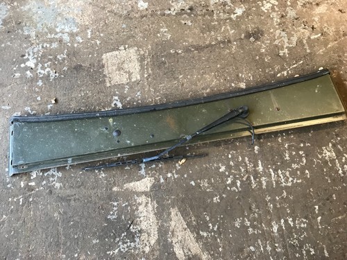 Scuttle panel wiper motor - panel,