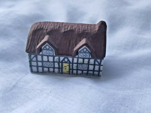 Wade collectable 80s miniature - wade,