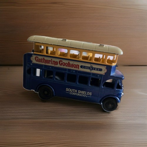 Lledo ltd diecast aec regent - diecast,