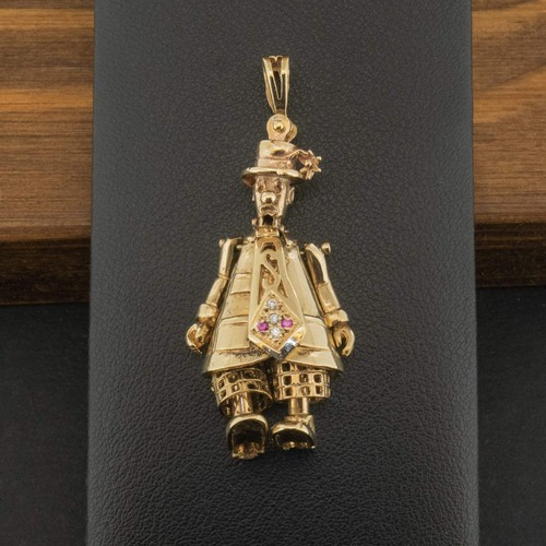 9ct yellow gold clown - (so4),